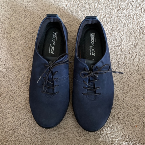 Arcopedico Shoes - Arcopedico women’s blue new super cute flats size 7.5